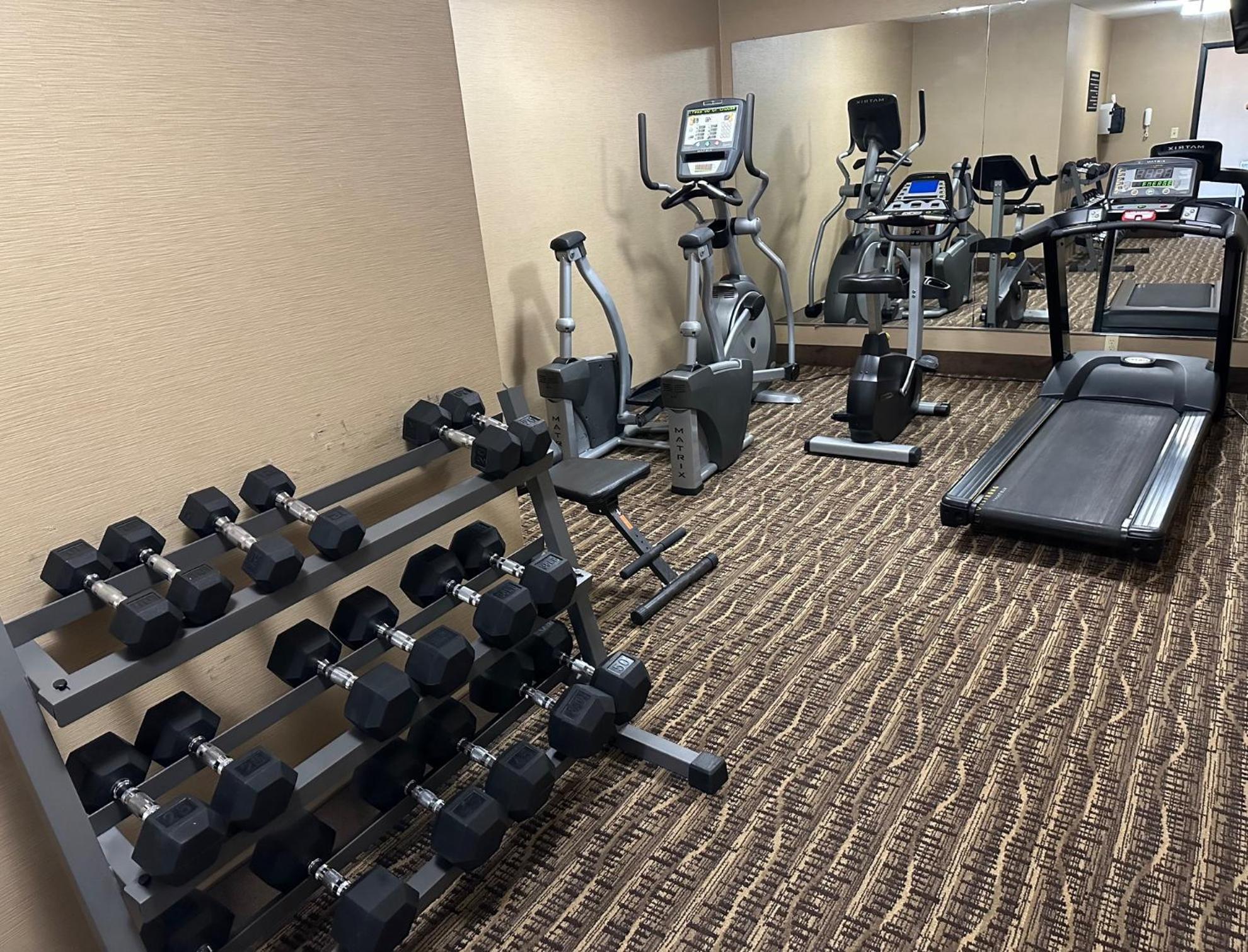 Super 8 By Wyndham Alexandria La Ξενοδοχείο Εξωτερικό φωτογραφία