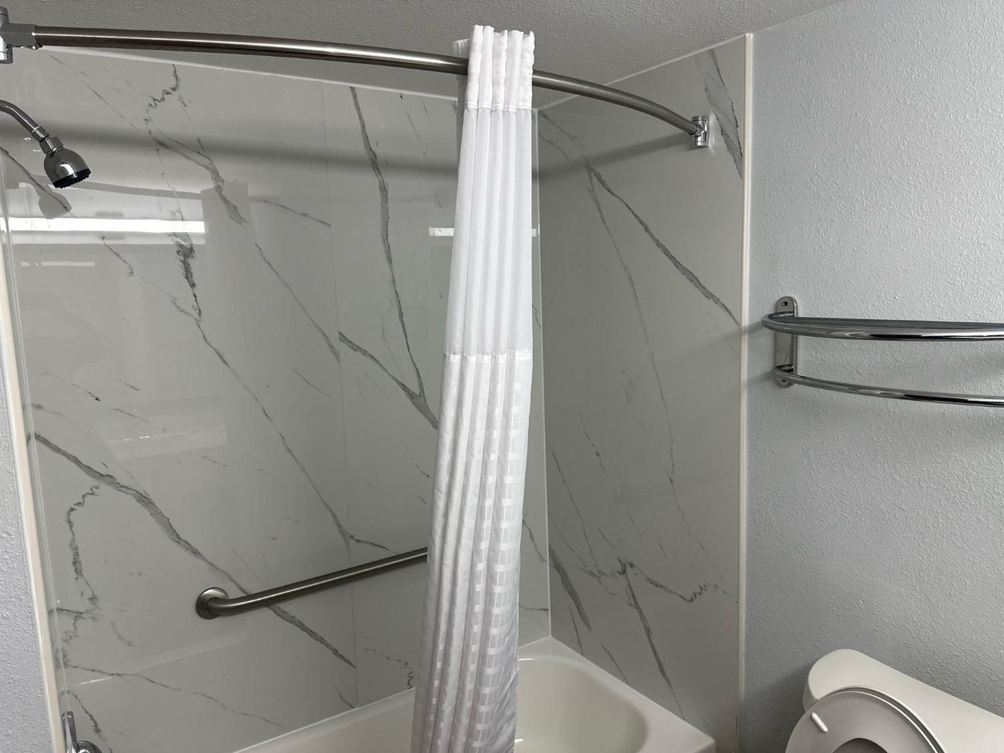 Super 8 By Wyndham Alexandria La Ξενοδοχείο Εξωτερικό φωτογραφία