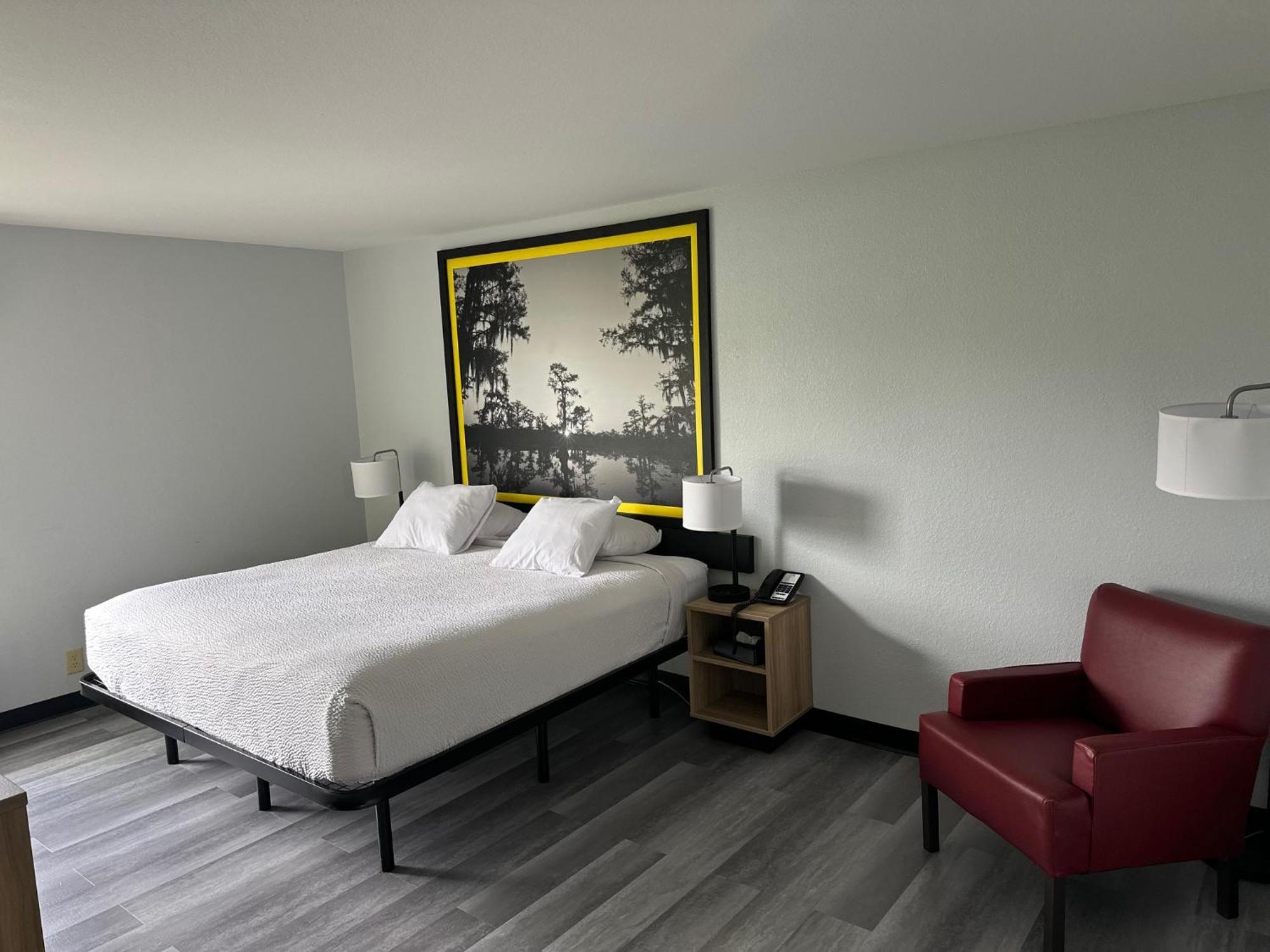 Super 8 By Wyndham Alexandria La Ξενοδοχείο Εξωτερικό φωτογραφία