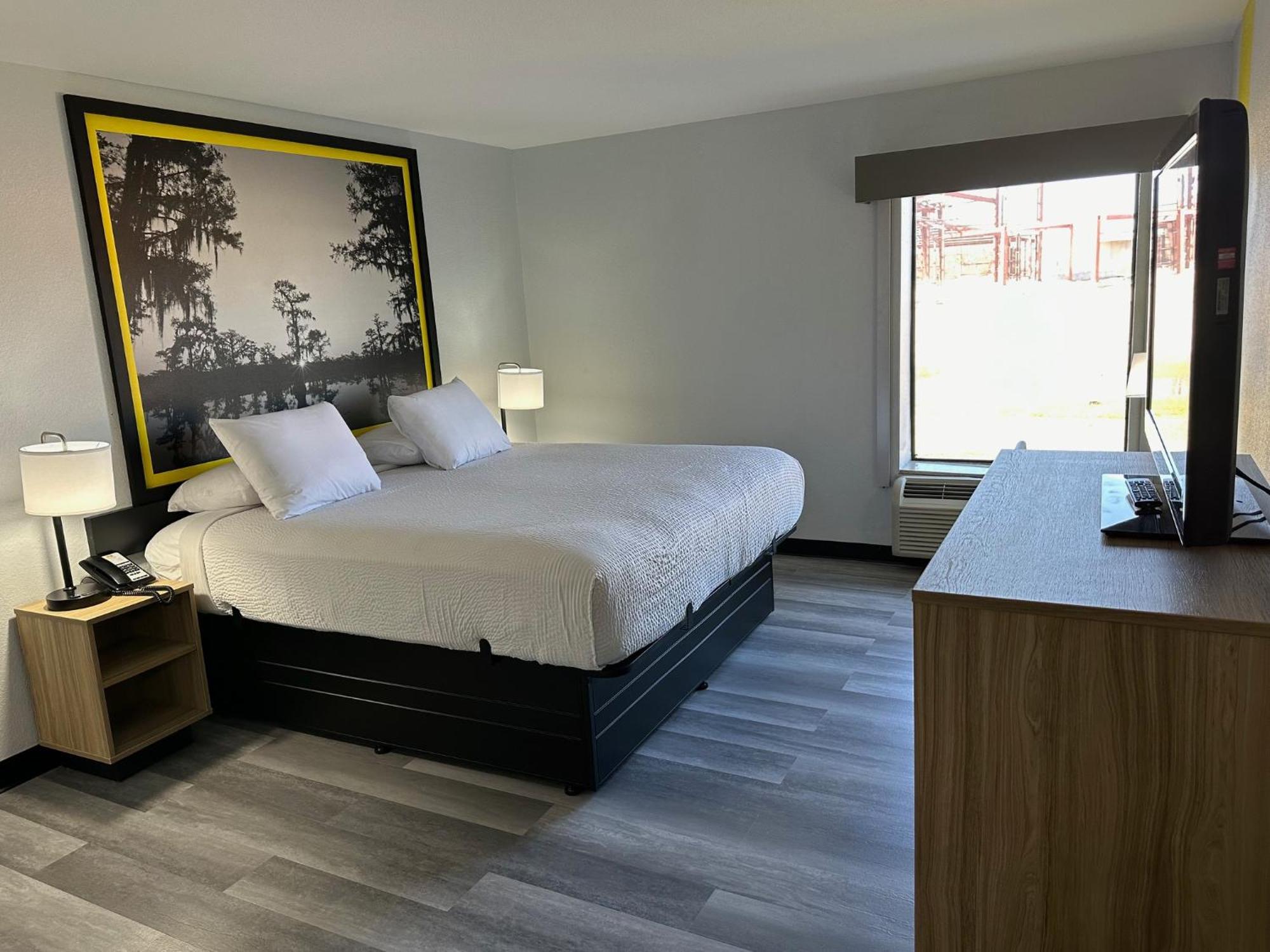 Super 8 By Wyndham Alexandria La Ξενοδοχείο Εξωτερικό φωτογραφία