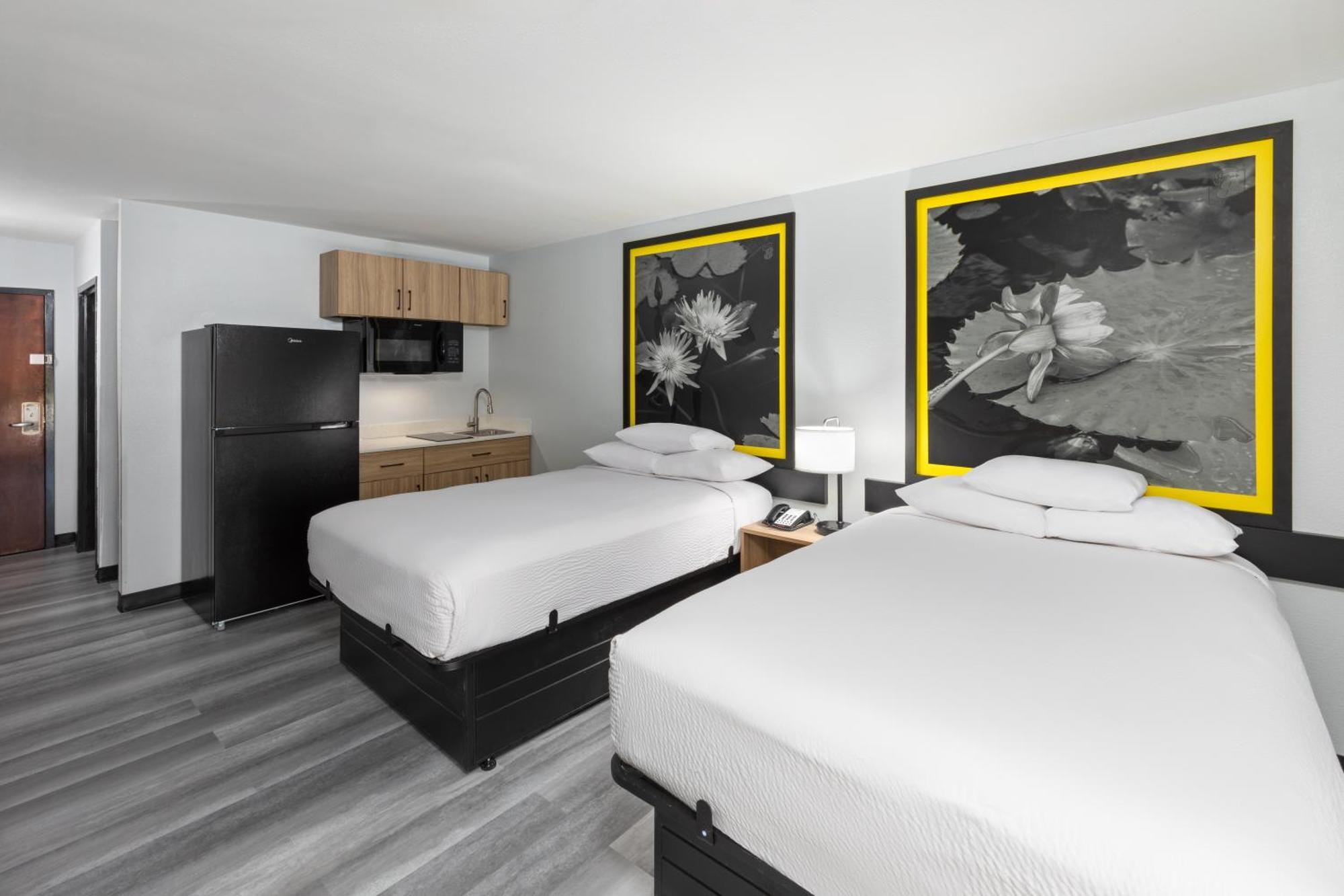 Super 8 By Wyndham Alexandria La Ξενοδοχείο Εξωτερικό φωτογραφία