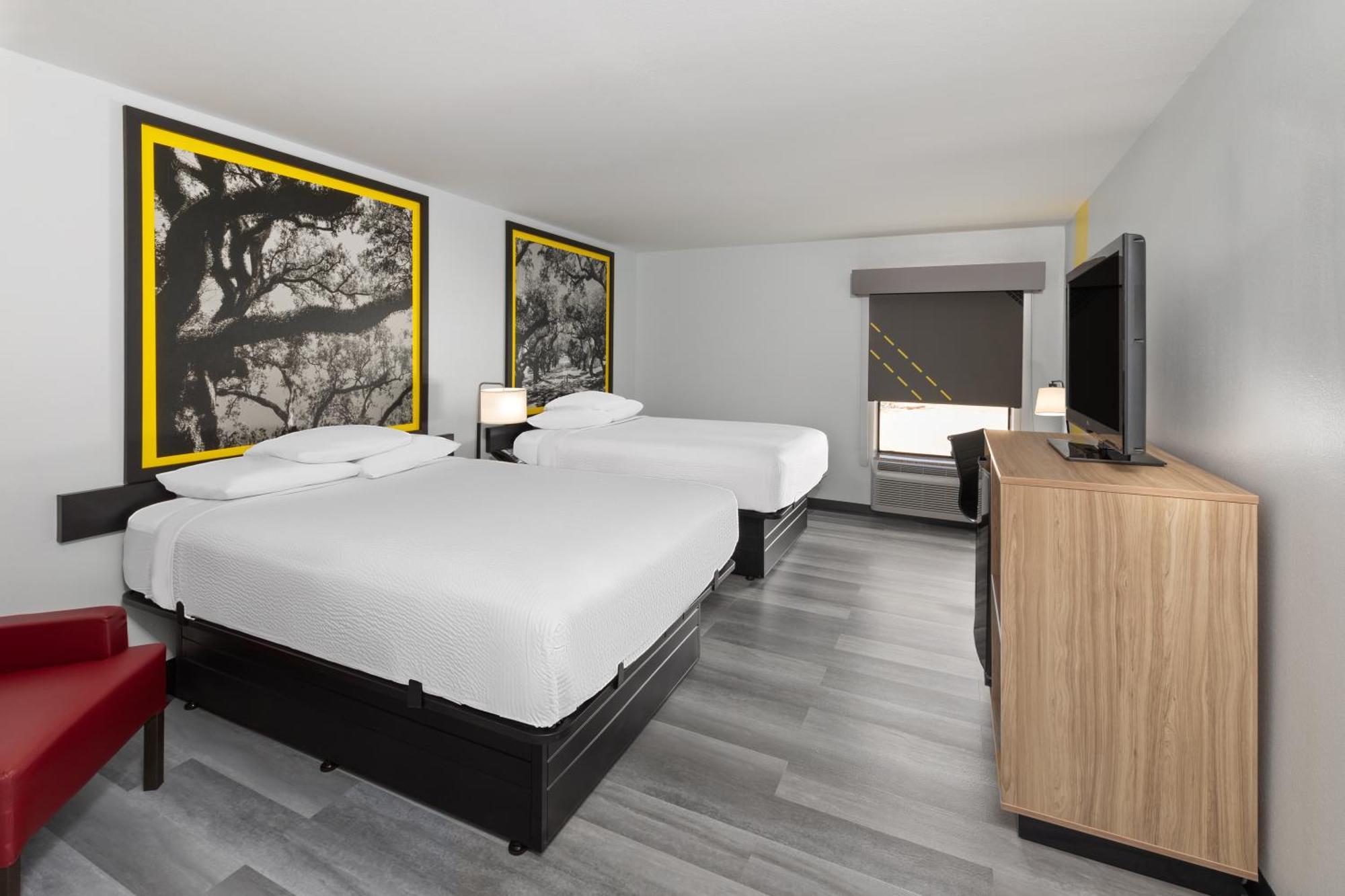 Super 8 By Wyndham Alexandria La Ξενοδοχείο Εξωτερικό φωτογραφία